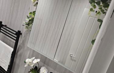 SLUXE Properties 4mins to Etihad Stadium and Coop live - Foto 8