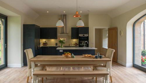 Stunning Edinburgh 1820s stables converted house - Foto 4