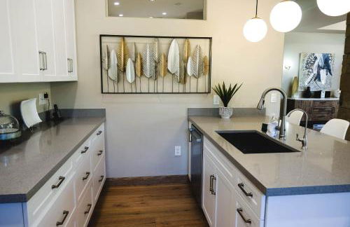 TOP 1 Percent Home! Hideaway w Heavenly Mountain views - Foto 68