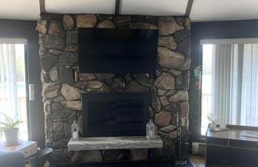 Stunning Cabin Getaway Perfect for Large Groups Situated in Boyne Falls, Michigan - Photo 11