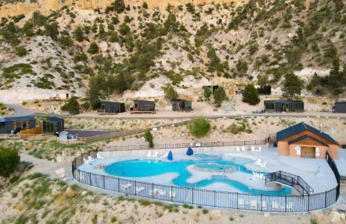 Yurt Overlook #7 with AC and Private Bath 2 Kings - Foto 21