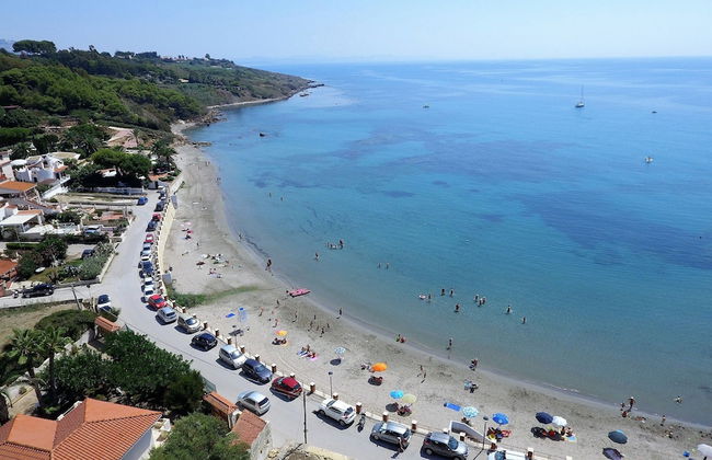 Studio 200 Meters From the Sea, Wifi, Self Catering - Foto 24