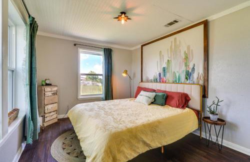 Sweeping Valley Views! 2-Acre Lorena Retreat - Foto 13