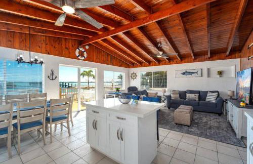 Waterfront Anchor House with Boat Basin & Ramp - Foto 9