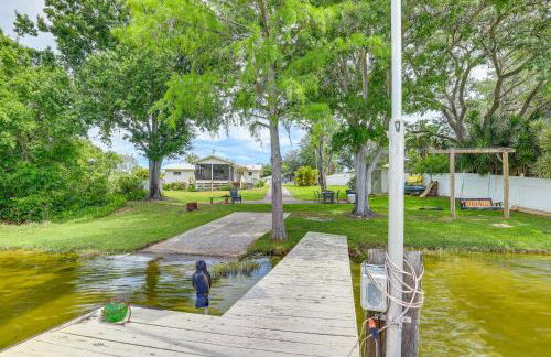 Private and Picturesque Escape on Lake Henry! - Foto 27