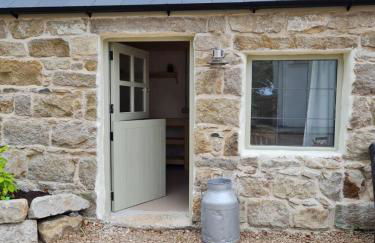 Cosy Couples Retreat at THE COOP with Hot Tub - Foto 15