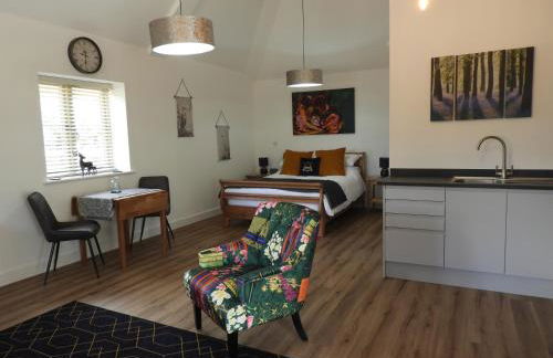 Blundens Holiday Lets - Hatfield - Photo 4