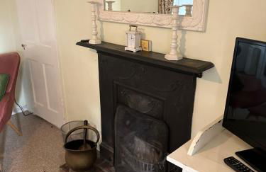 2 bedroomed cottage near quay - Foto 12