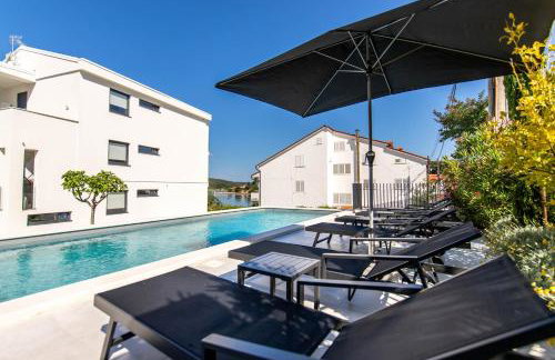 Villa Veronica with pool first line at sea - Foto 69