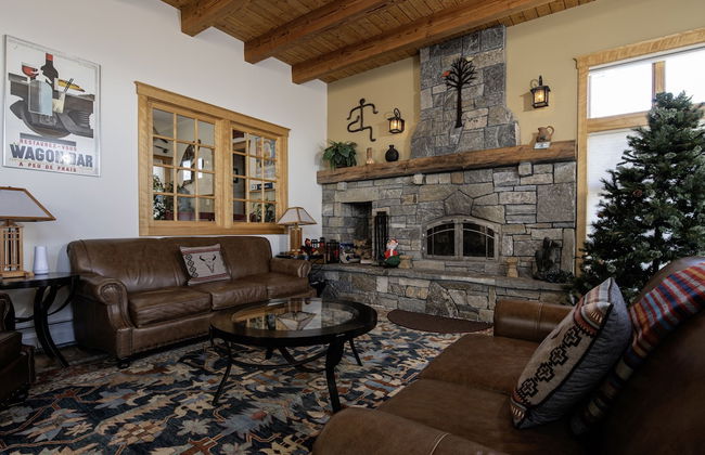 Luxury 6br Solitude Ge- Indoor Bball Court, Private Tub 6 Bedroom Home by RedAwning - Foto 15