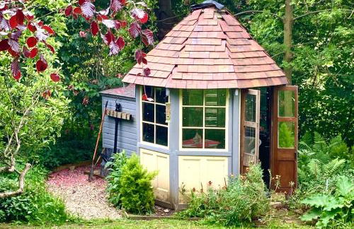 Groves Hall Garden Apartment Whitby - Photo 18