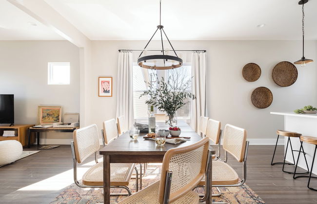 Cherokee by AvantStay – Contemporary Design in a Prime Location - Photo 51