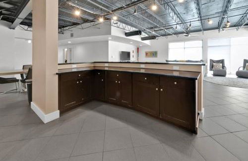 3 BR 2 BA Downtown Loft water view - Foto 8