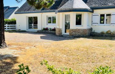 KerDesAmis - Tolles Ferienhaus in Strandnähe mit Sonnenterrasse, Boulebahn und großem Garten - Foto 5