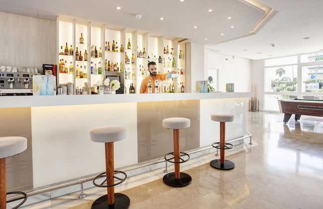 Grupotel Alcudia Suite - Photo 33