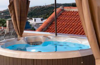 Elegant Roof Deck House with Jacuzzi - Foto 13