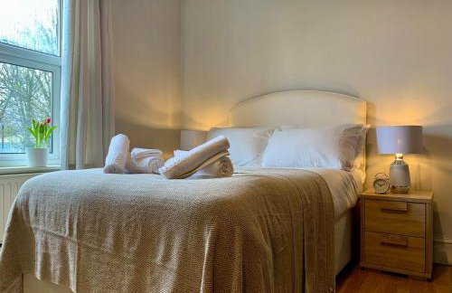 Spacious 6BR Victorian Home in 14 Somerford Near Wolverhampton Centre with Free Parking - Foto 20