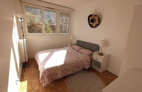 Cosy 2 BR, La Défense, 5 min walk metro+parking - Foto 4