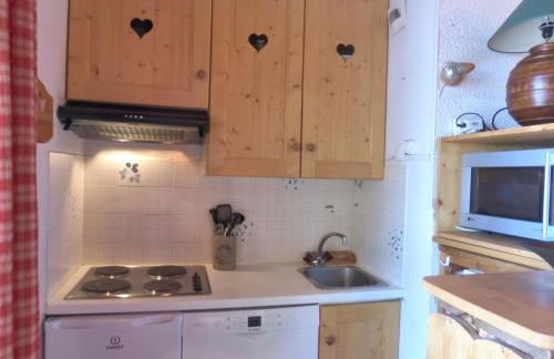 Appartement chaleureux 3 pièces, 6 pers., Méribel centre, au pied des pistes, WIFI, animaux admis - FR-1-411-777 - Foto 6