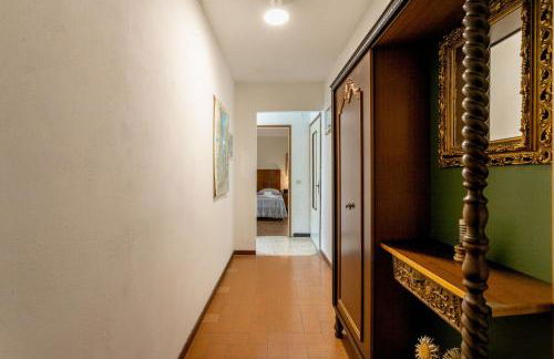 Sciura Elena's Terrace With Lake, Mounts & Valley by Halldis - Foto 28