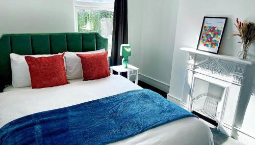 Spacious 4Bedroom - 10mins to London Bridge with Parking & Garden - Foto 3