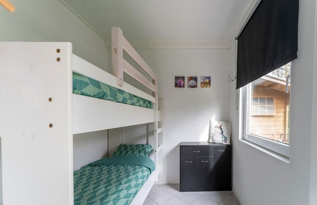 Holiday Home in Zeeland Near Lake - Foto 4