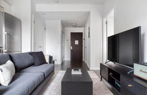 Gorgeous Midtown W 1BR w Gym nr Times Sq NYC-651 - Foto 3