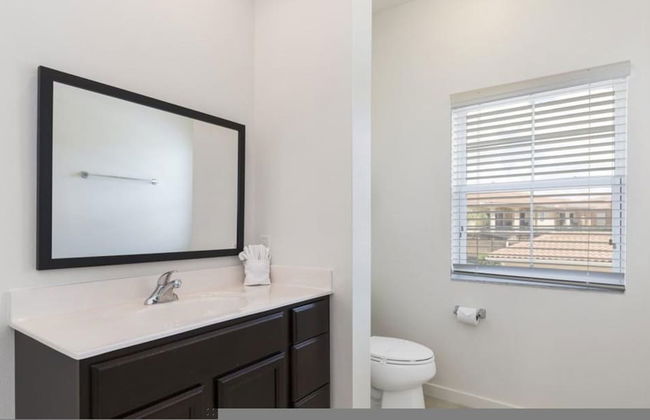 Regal Oaks Retreat Pool Hot Tub Near Disney - Photo 5