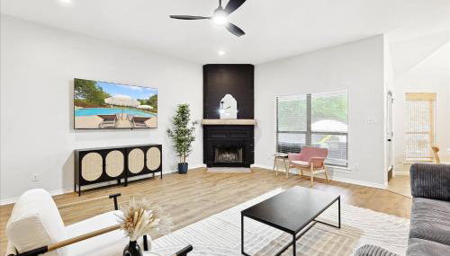 Luxury Gem in the Forest-Pool&HotTub&Cinema&Games - Foto 5