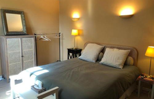 Apartment 2p with Wifi in the heart of Avignon - Photo 1