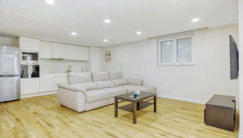 Vita Portucale ! Estoril Coastal Escape - Photo 4