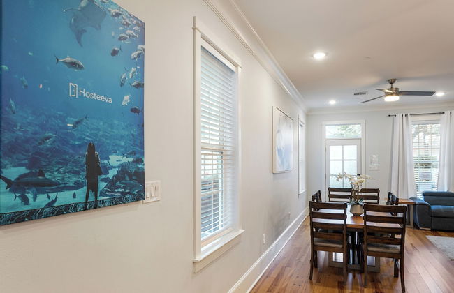 Spacious 5BR Urban Retreat with Balcony & Pool - Foto 28