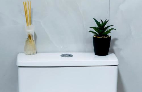 Gorgeous 1 bed flat, Sleeps 4, free Parking, Pet friendly, Pudsey, Leeds - Foto 28