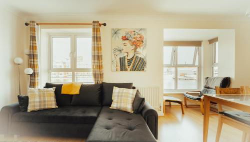 Luxury Riverview 2Bed Apt- 5 mins from Excel London, Canary wharf, 02 Arena - Free Parking - PlayStation 4 Provided - Foto 4