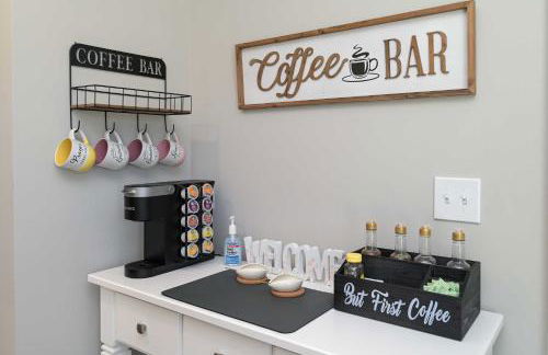 Spacious Hazel Green Home with Fireplace, Yard! - Foto 11