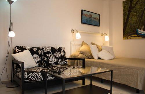 ESTUDIO EN ZONA CENTRO DE MALAGA - Photo 1