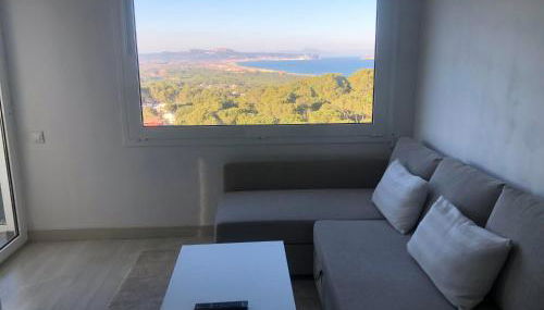 NUEVO. Reformado con vistas panorámicas y piscina - Foto 5