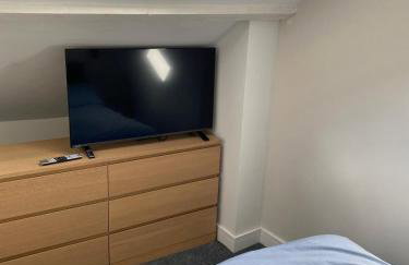 3 Double Bedroom Home-Sleeps 8 - Castle Donnington - Foto 12