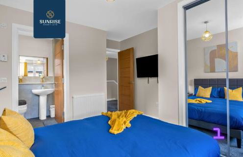 L2 - INVOICE and REDUCED PRICE only via SUNRISE SHORT LETS DUNDEE, Stunning 4 Bed House with 6 Beds and 3 bathrooms, TVs in each room, Free Parking, Fully Equipped, Local Amenities, Easy Ring Road Access, Special Rates and ONLY 9 Mins to STANNERGATE Ports - Foto 41