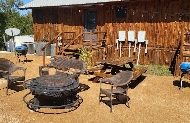 Log Cabin 4 at Son's Blue River Camp - Foto 56