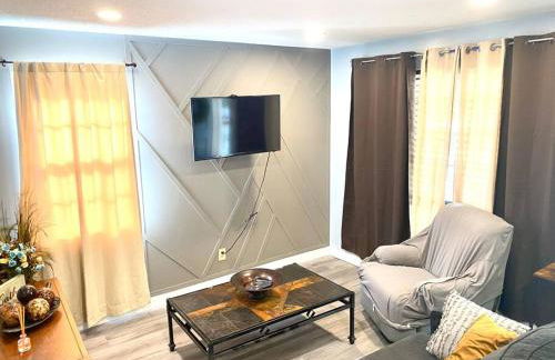 Blue Oval -Project Pyramid-XAi- King bed-2bedrooms 1,5 bath, 4beds, sleeps 5 - Foto 24