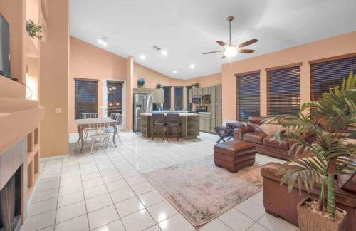 Private house in N Scottsdale - Photo 3