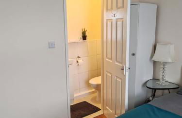 King En-Suite Room Self-Catering Workspace - Foto 7
