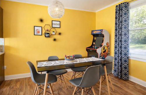 Yinzer House - Whiteface Lake Placid Arcade Fun - Foto 2