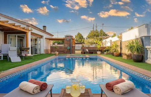 Sea View Villa - Pool BBQ & Beach - Barcelona - Photo 2