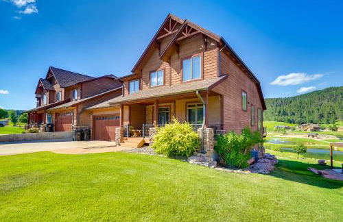 Hot Tub and Golf Course Views Luxe Sturgis Home! - Foto 1