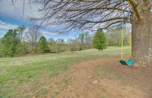 Pet-Friendly Cottage with Game Room and Fire Pit! - Foto 34