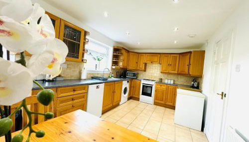 Tillicoultry Jupiter Apartment - Scotland Holiday Let - Foto 2