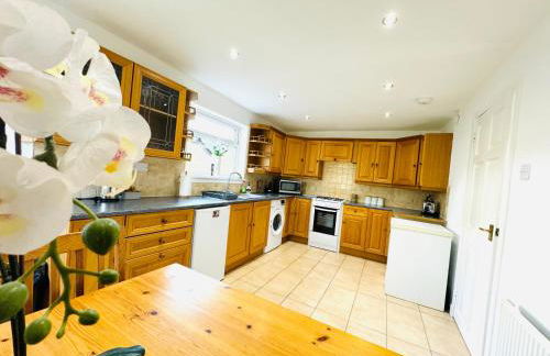 Tillicoultry Jupiter Apartment - Scotland Holiday Let - Foto 2