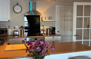 Waterfront Apartment, St Margarets Hope, Orkney - Photo 36
